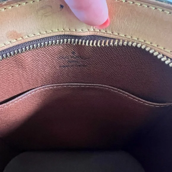 Louis Vuitton Drouot Crossbody Bag - Picture 8 of 12